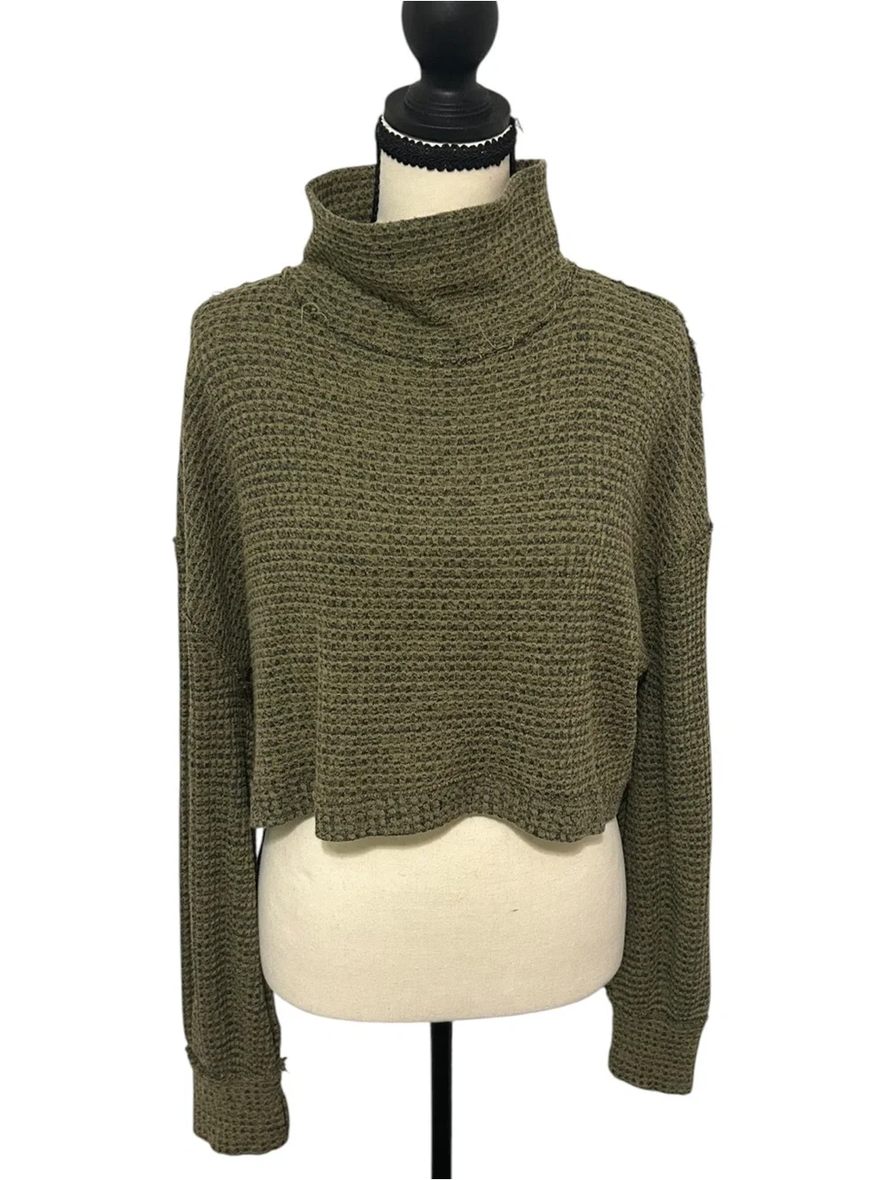 Free People Olive Green Cropped Waffle Knit Turtleneck Sweater Raw Hem Sz M